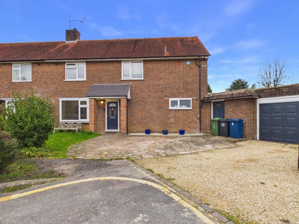 Main image of property: Old Field Close, Little Chalfont, Buckinghamshire, HP6