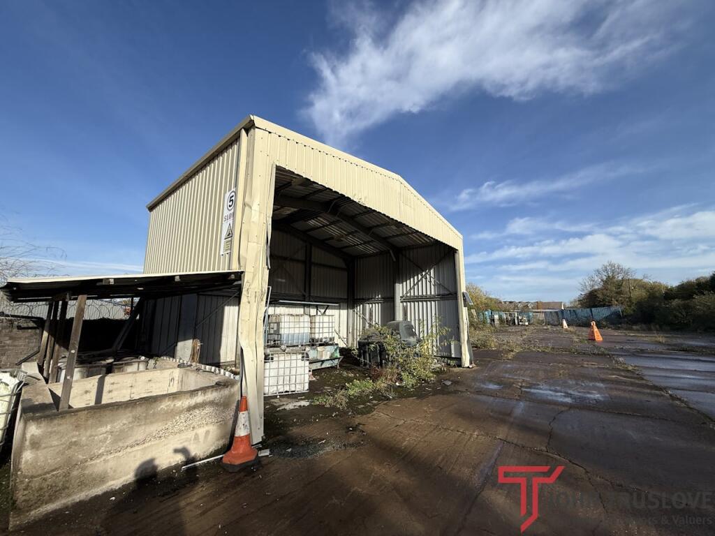 Additional image 8 of Hewell Road, Redditch, B97 6AN