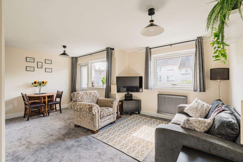 Main image of property: 28/5 Hoseason Gardens, Edinburgh, EH4 7HE
