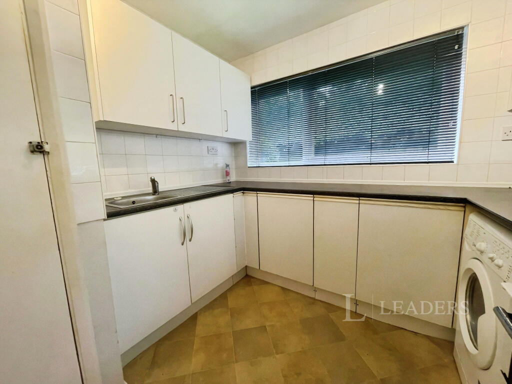 Main image of property: Tudor Court, West Street, Warwick, CV34