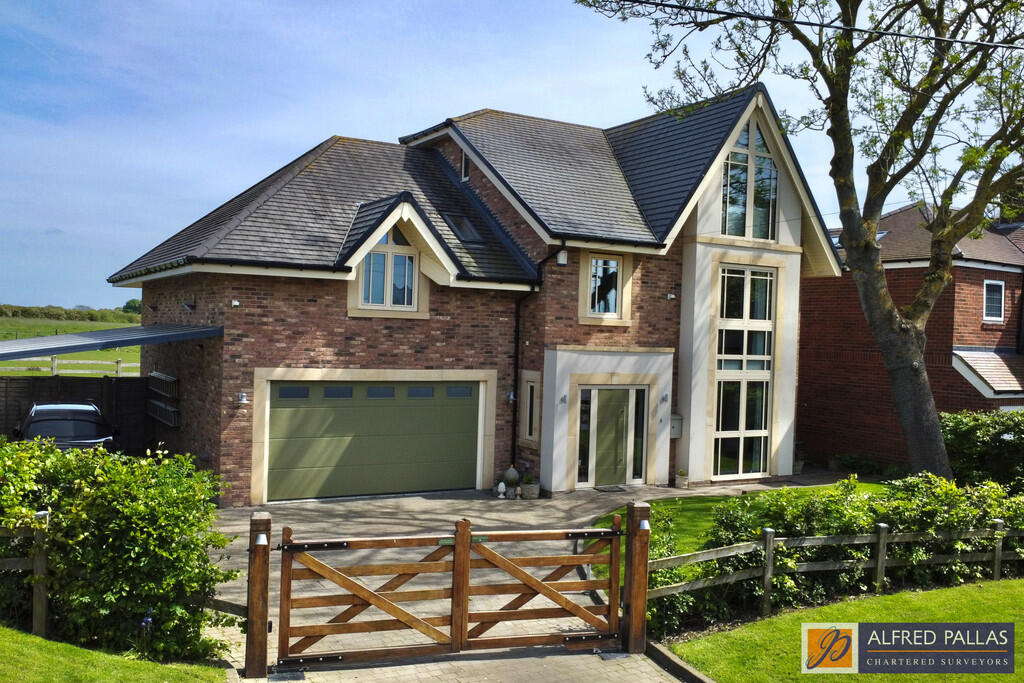 Main image of property: Sunniside Lane, Cleadon