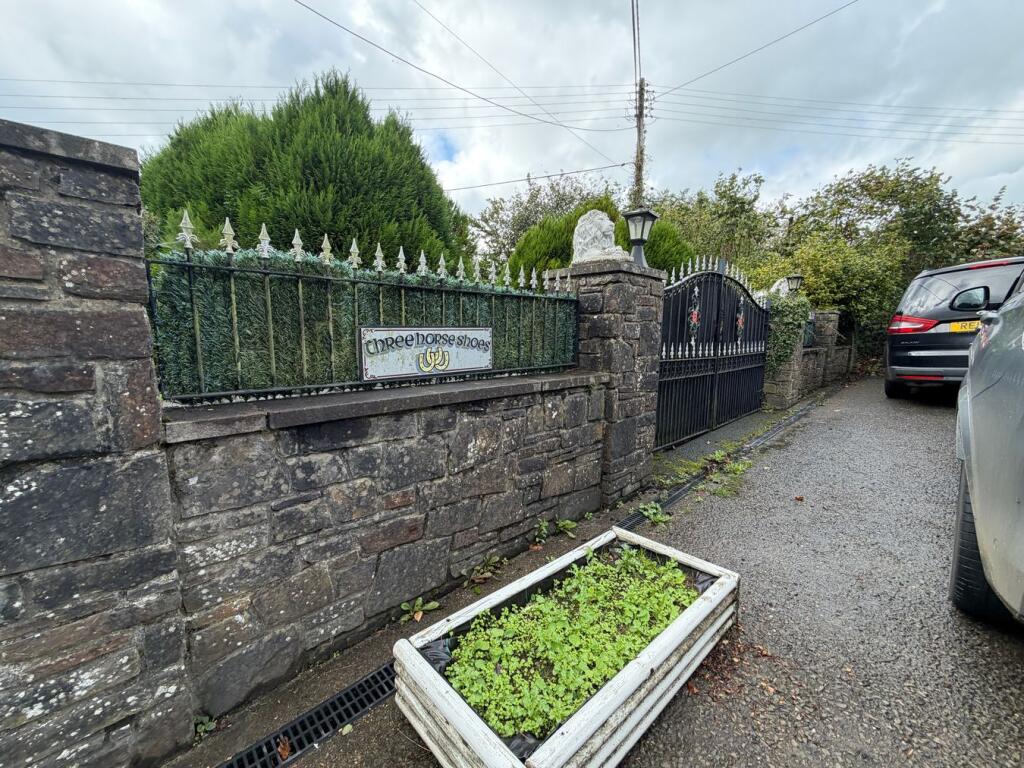 House in Swansea - View 5
