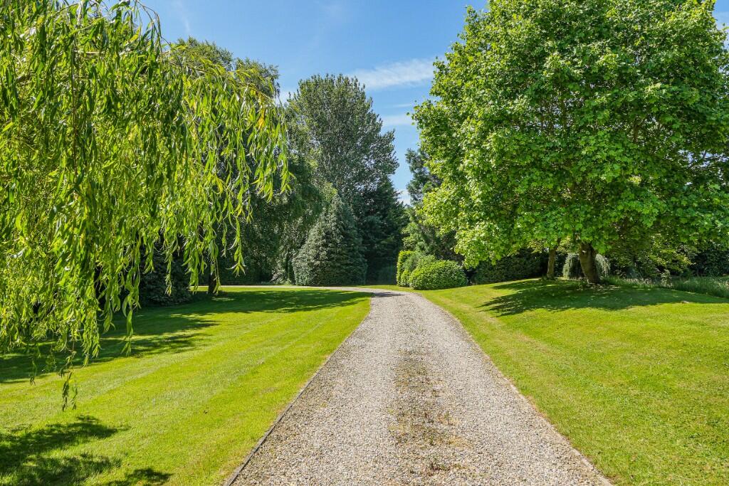 Heaton Park, Aldborough YO51 9HE photo 3