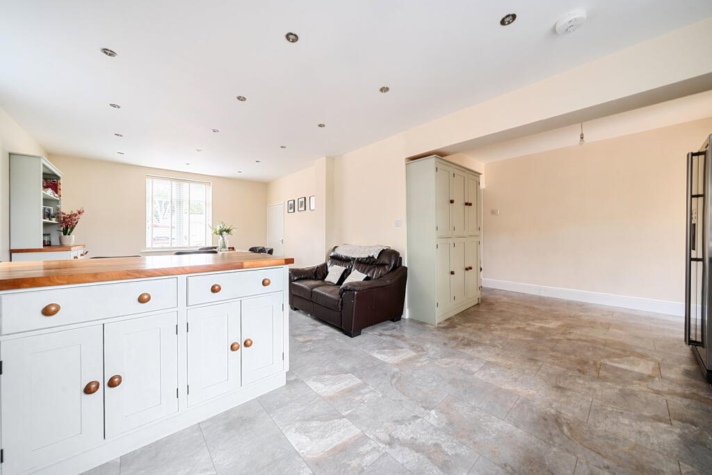 House in Swindon, Melksham - View 5