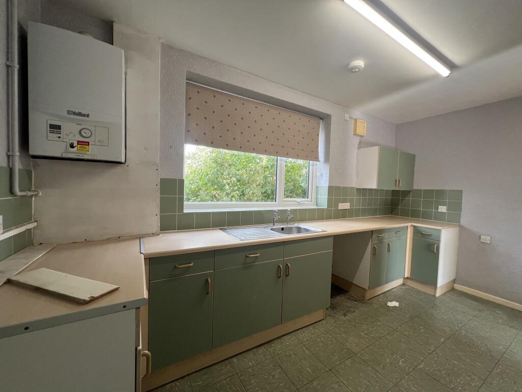 House in Dawley, Great Dawley - View 4