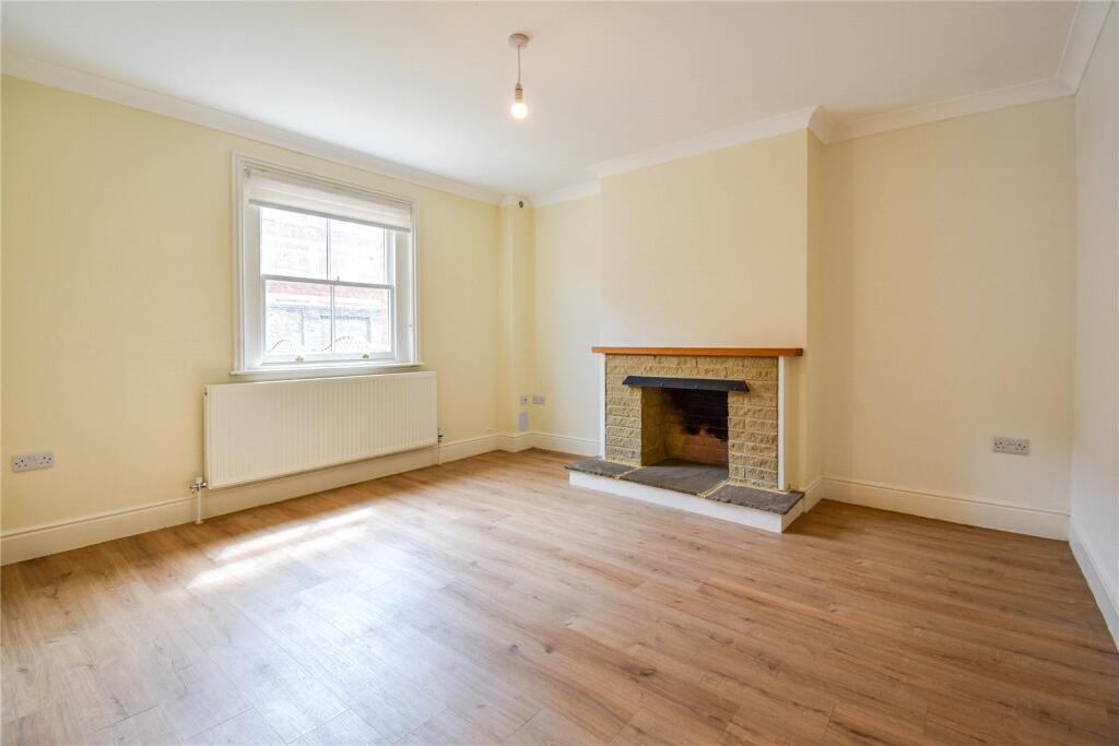 London Road, Devizes, Wiltshire, SN10 photo 5