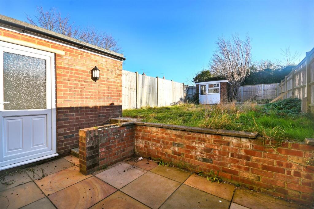 House in Eastbourne, Ratton Village - View 4