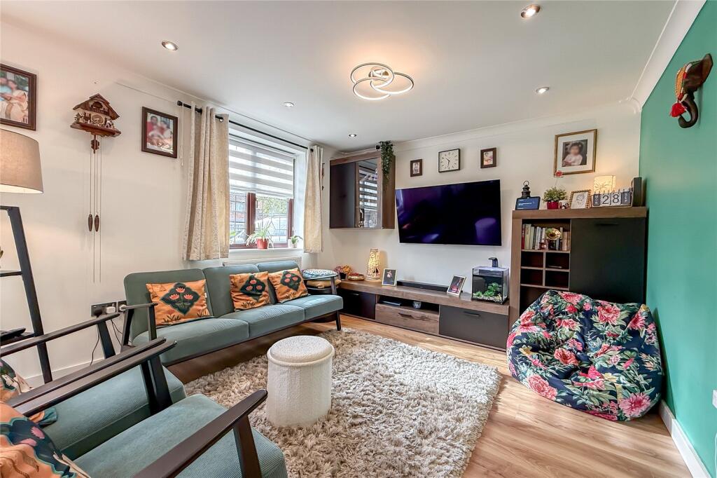 House in St Albans - More
