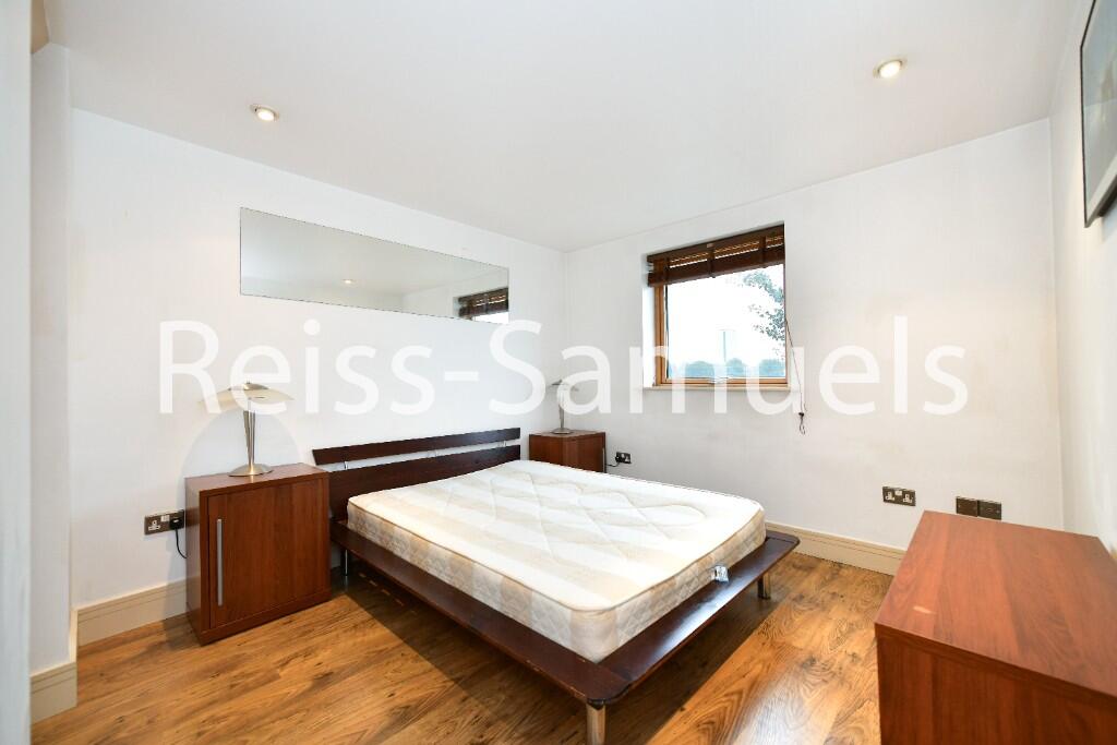 Apartment in London - View 4