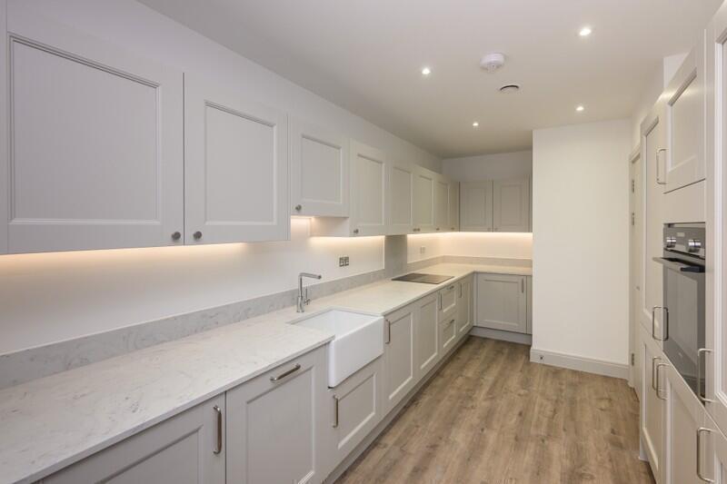 House in Guildford - View 4
