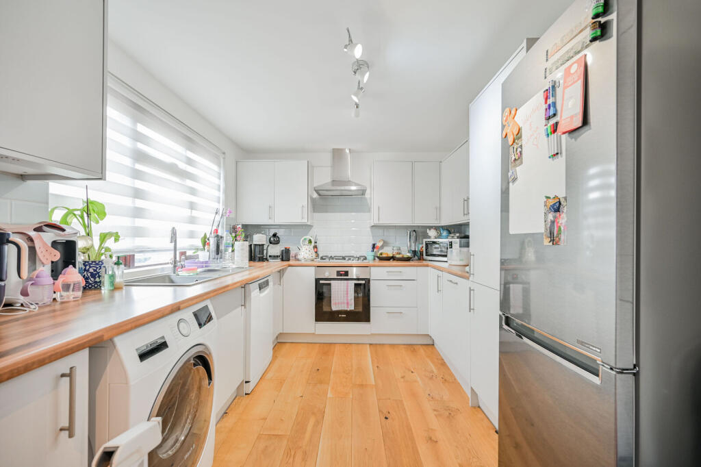 House in London - View 4