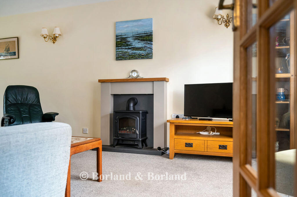 House in Havant, Emsworth - View 4