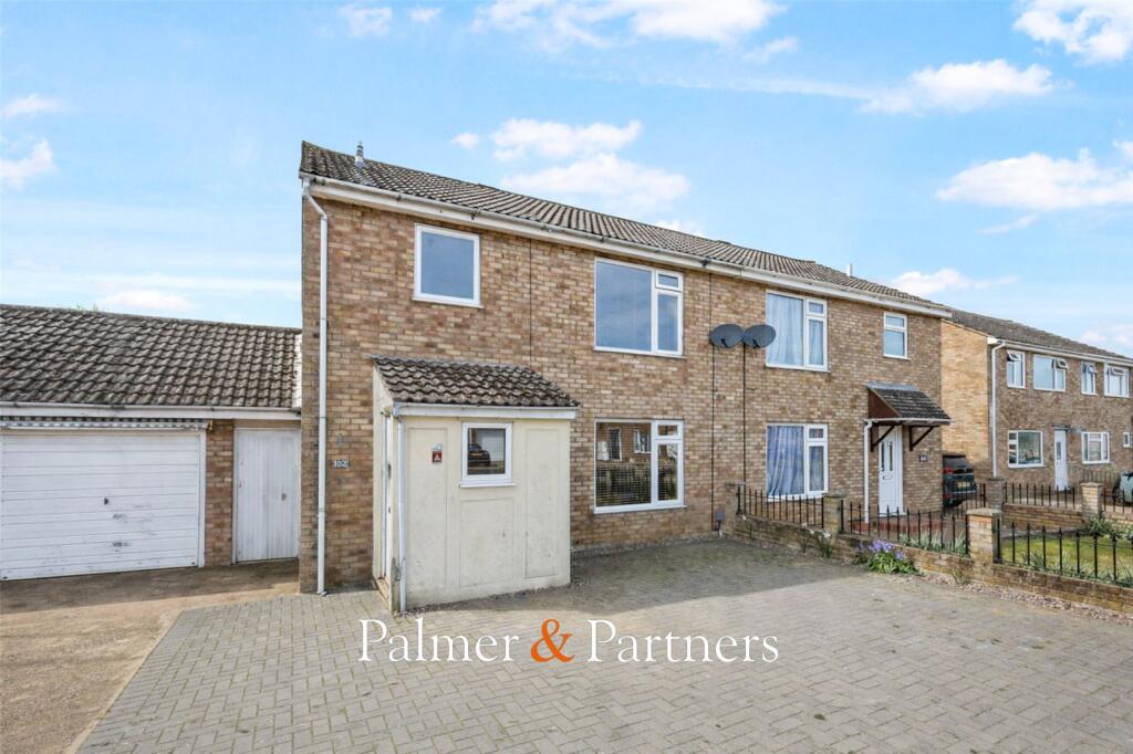 Main image of property: Stour View Avenue, Mistley, Manningtree, Essex, CO11