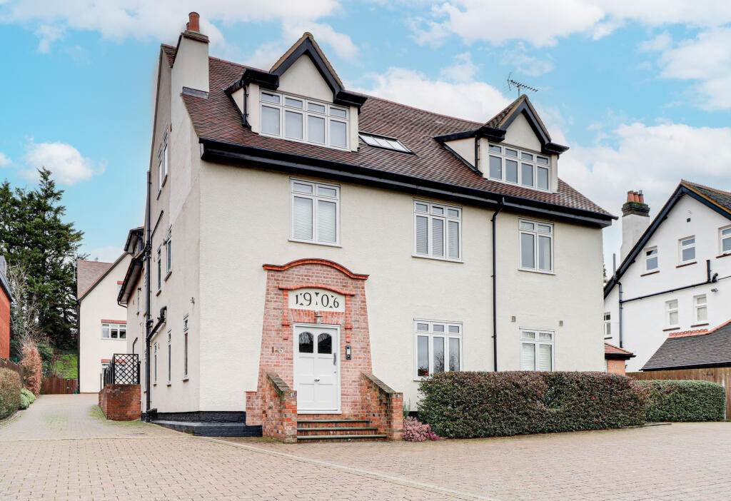 Main image of property: Arden Grove, Harpenden, AL5