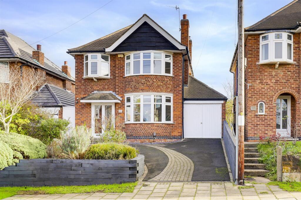 Main image of property: Harrow Road, West Bridgford, Nottinghamshire, NG2 7DY