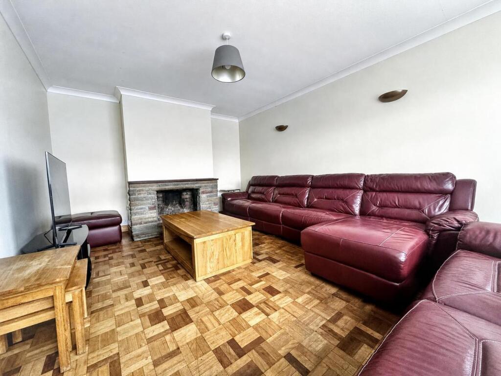 House in Cardiff - View 5