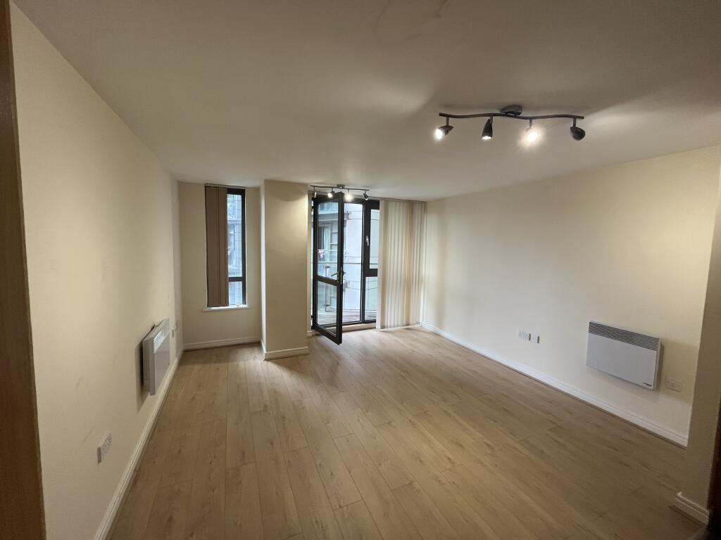 Apartment 22, Centenary Plaza, 18 Holliday Street, Birmingham, West Midlands B1 1TB photo 5