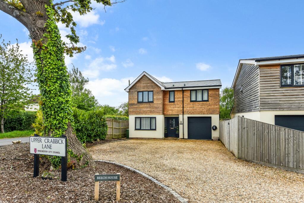 4-bed detached on Upper Crabbick Lane, Denmead, £830,000