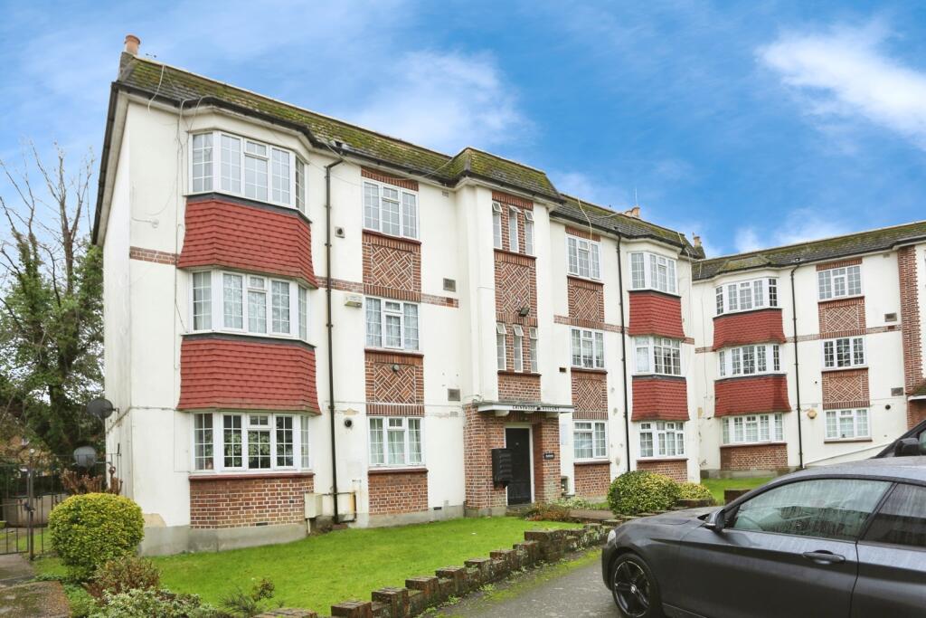 Main image of property: Chinbrook Crescent, LONDON, London, SE12