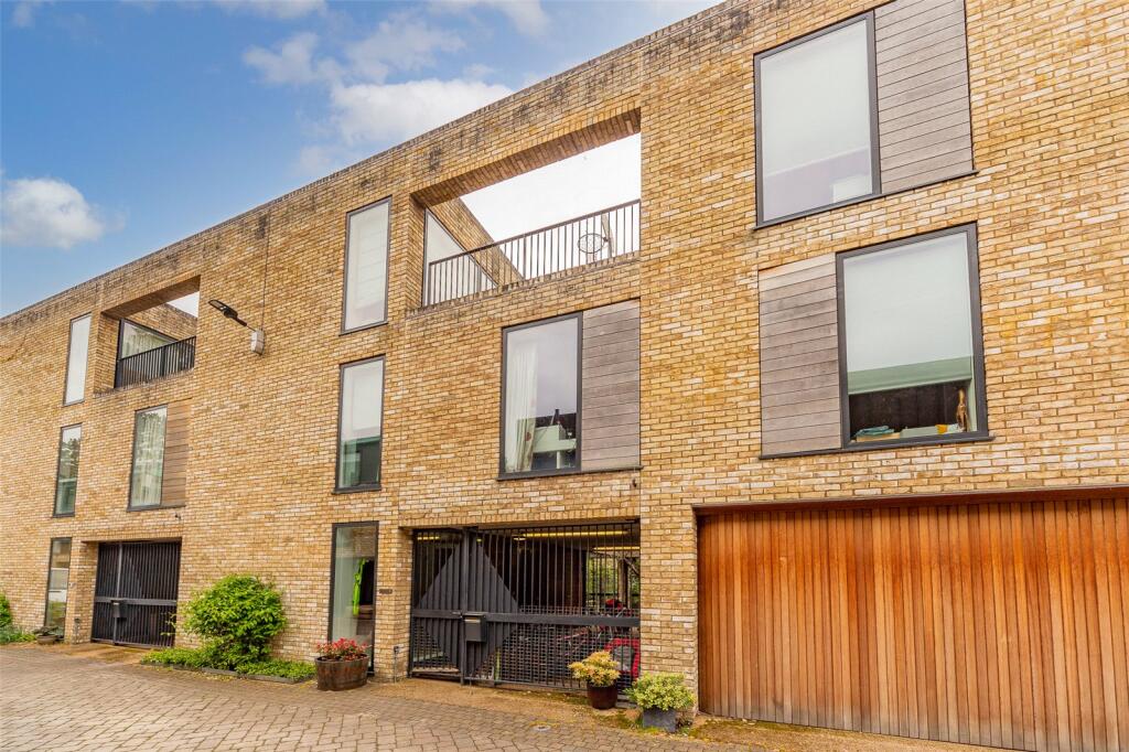 Main image of property: Gilmour Road, Cambridge