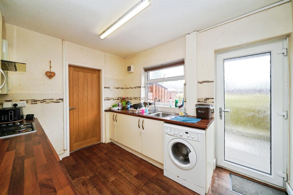 House in Ellesmere Port - View 6