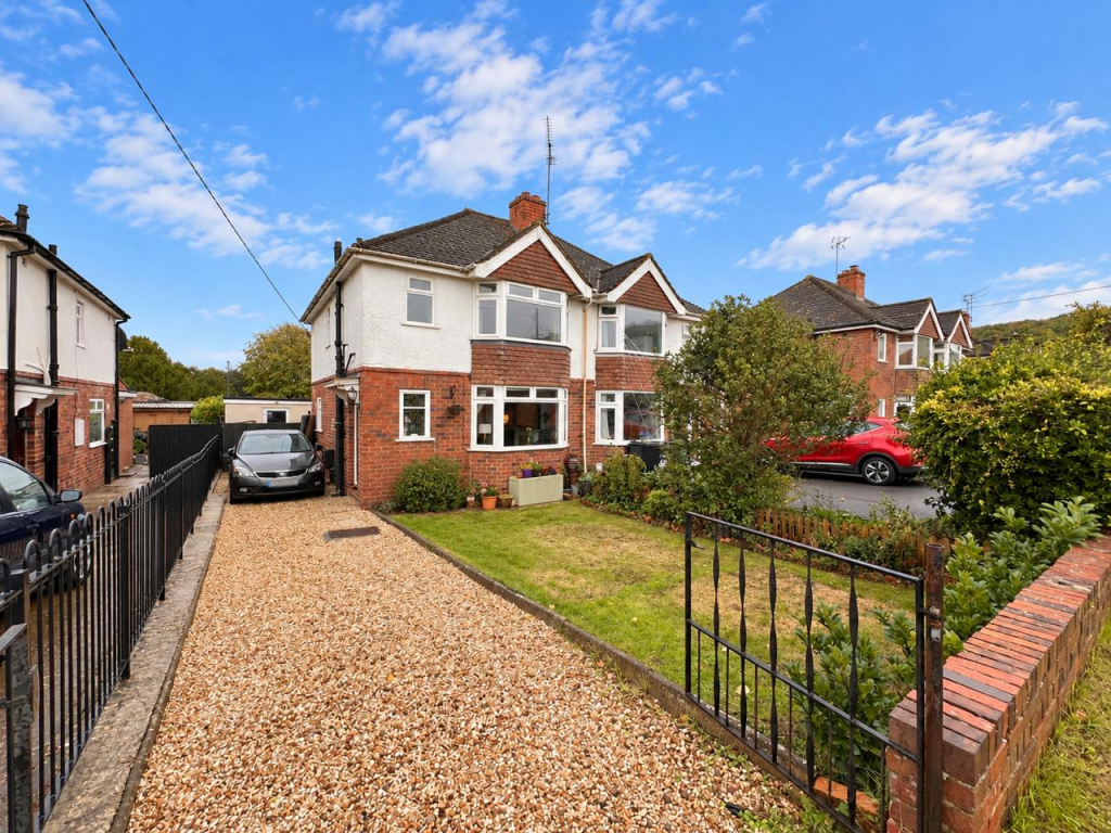 3-bed semi-detached on Kingshill Park, Dursley, Gloucestershire, £345,000
