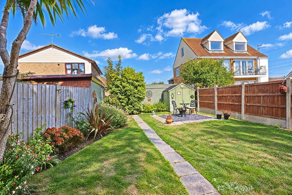House in Southend-on-Sea - View 5