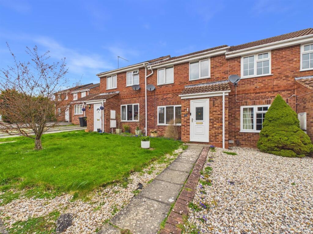 Main image of property: Spetchley Close, Redditch