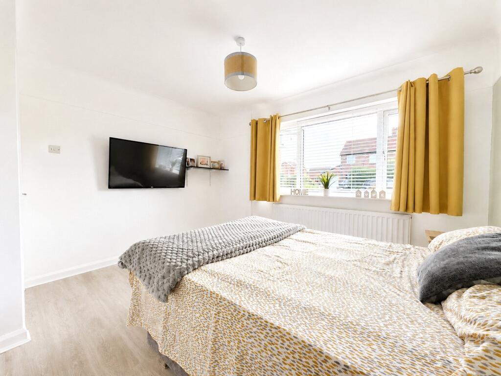 House in Wirral, Liverpool City Region - More