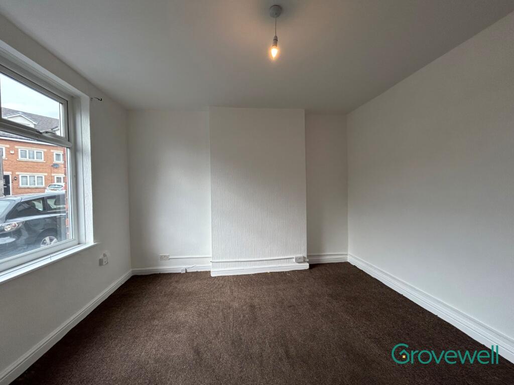House in Bolton, Tonge Moor - View 2