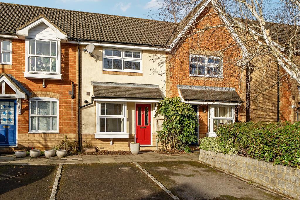 Main image of property: Prestwich Place, Botley, OX2