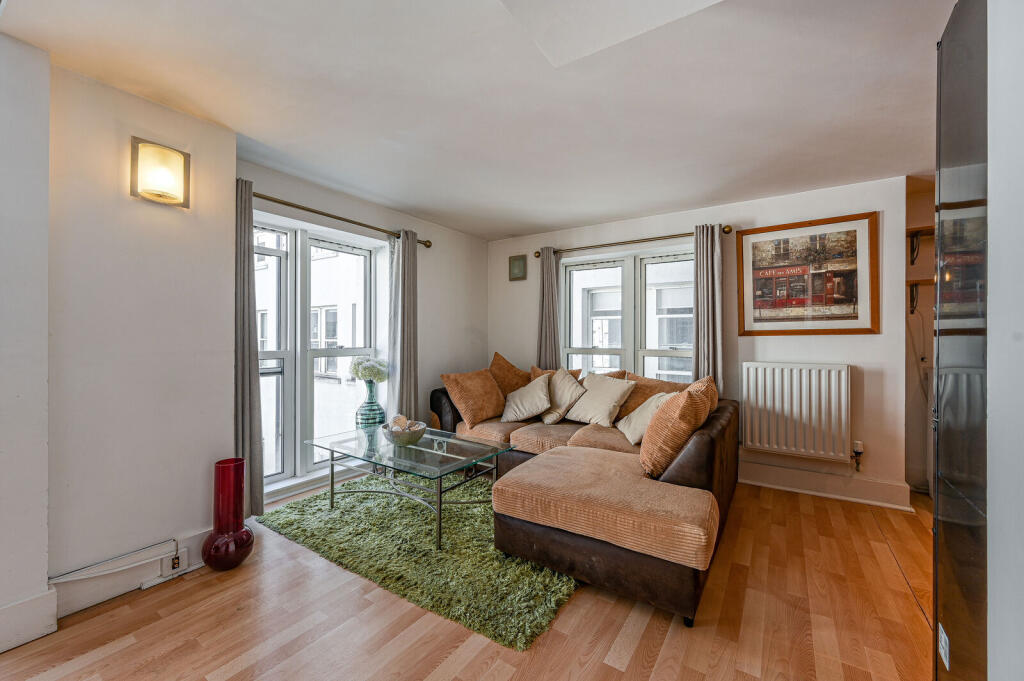 Apartment in London - View 4