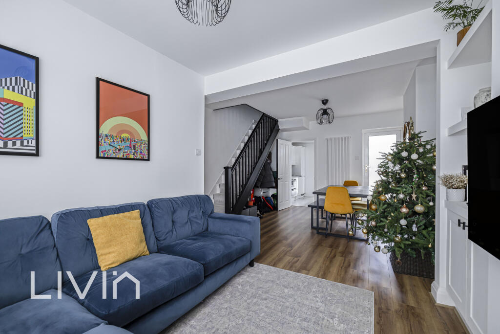 House in London - View 5