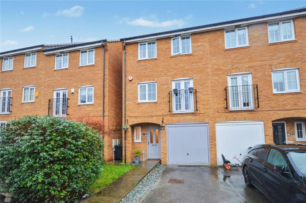 4-bed semi-detached on Dalby Way, Middleton, Leeds, West Yorkshire, £289,950