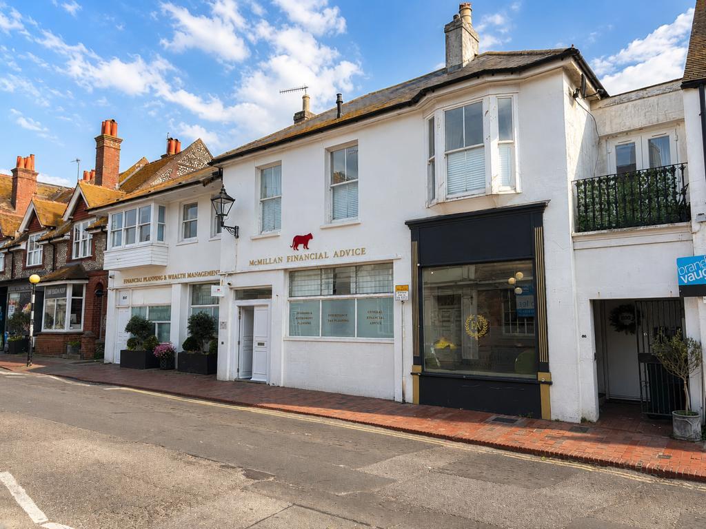 Main image of property: 86a High Street, Rottingdean, East Sussex, BN2 7HF