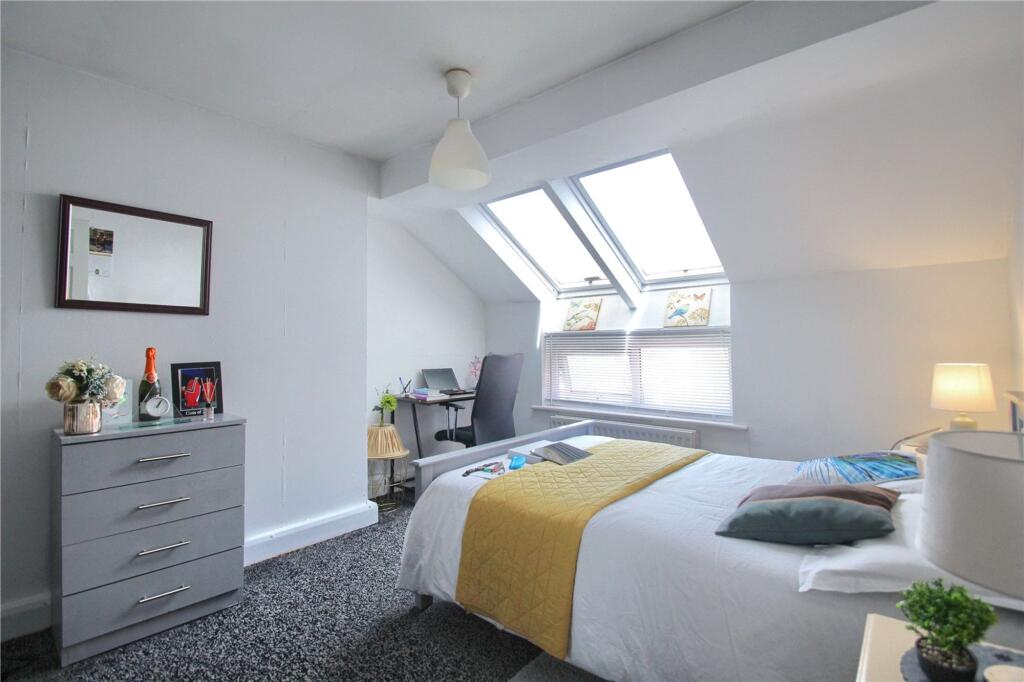 Apartment in Middlesbrough - View 5