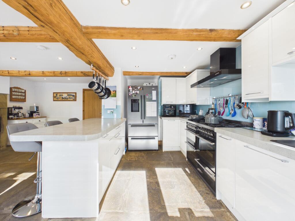 House in Kirklees, West Yorkshire - View 5