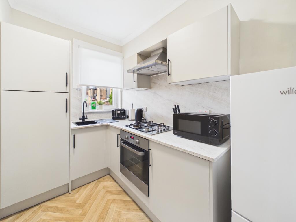 Apartment in Airdrie, Holehills - View 5