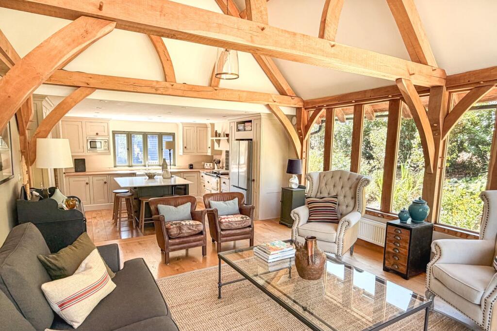 House in Southampton - More