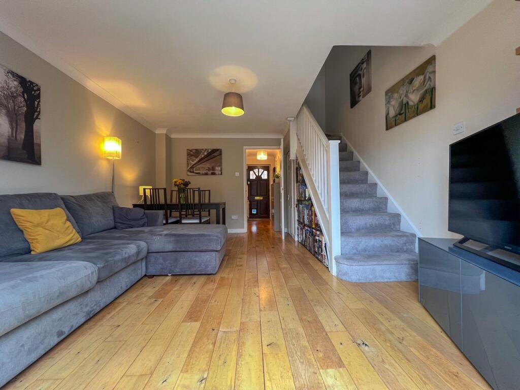 House in Elmbridge, Molesey - View 2