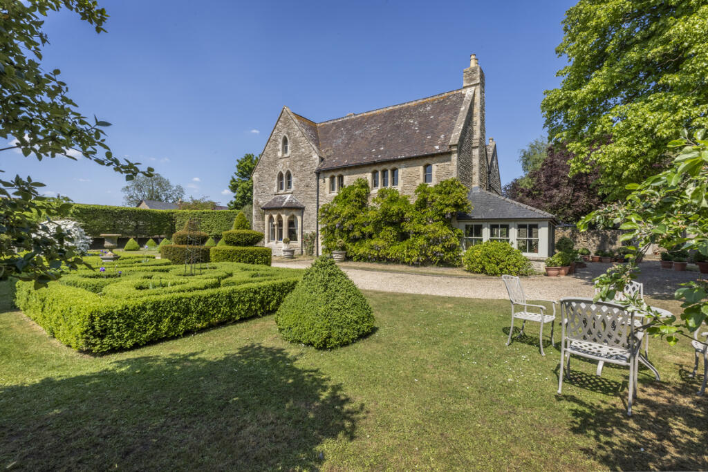 Main image of property: Bampton Road Black Bourton Bampton, Oxfordshire, OX18 2PD