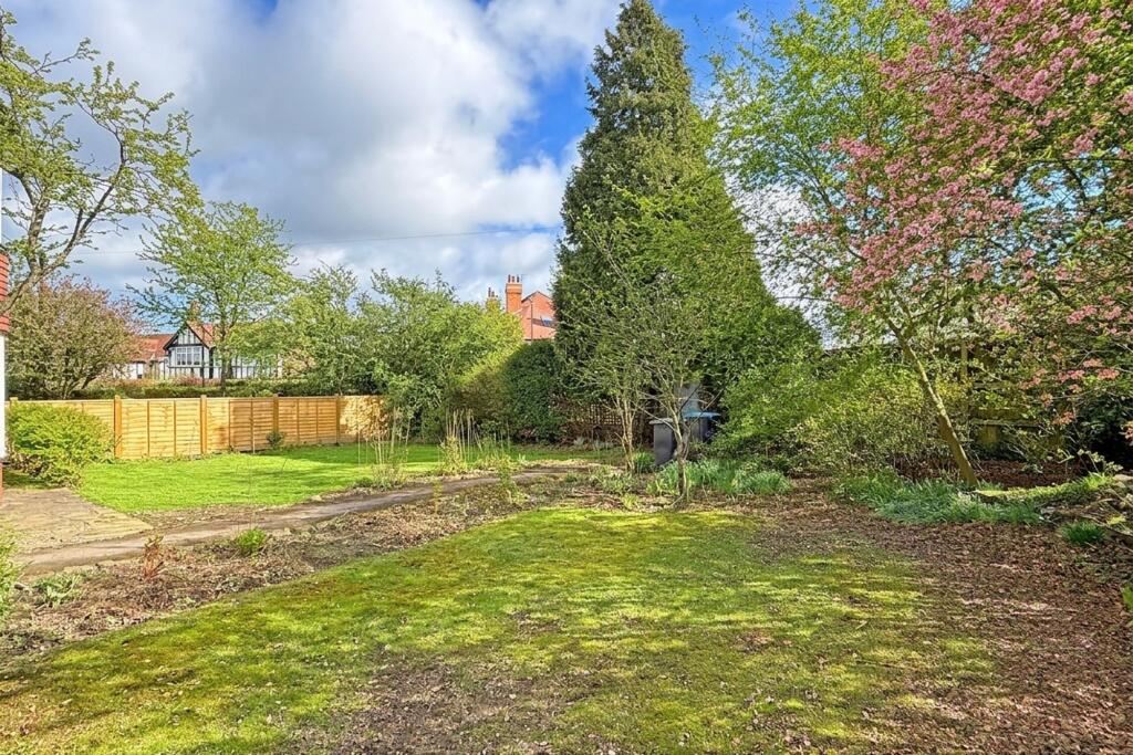 House in Harrogate - View 2