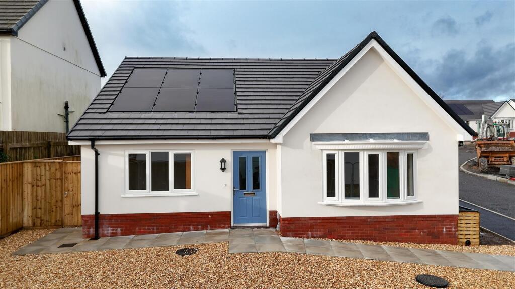 Main image of property: Llys y Felin, Kidwelly