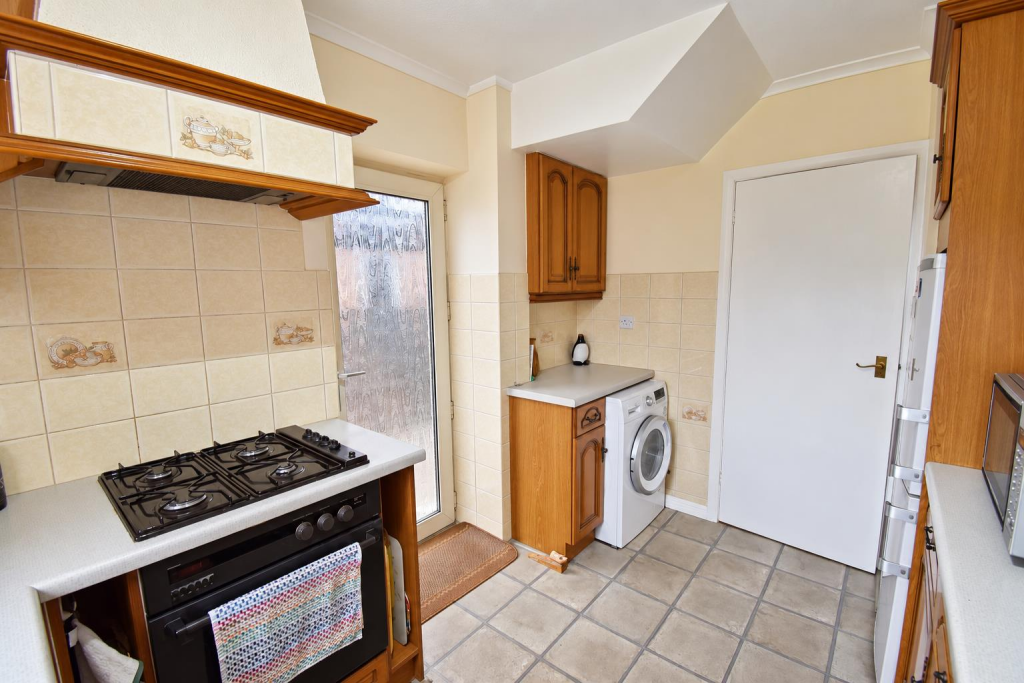House in Ripley - View 3