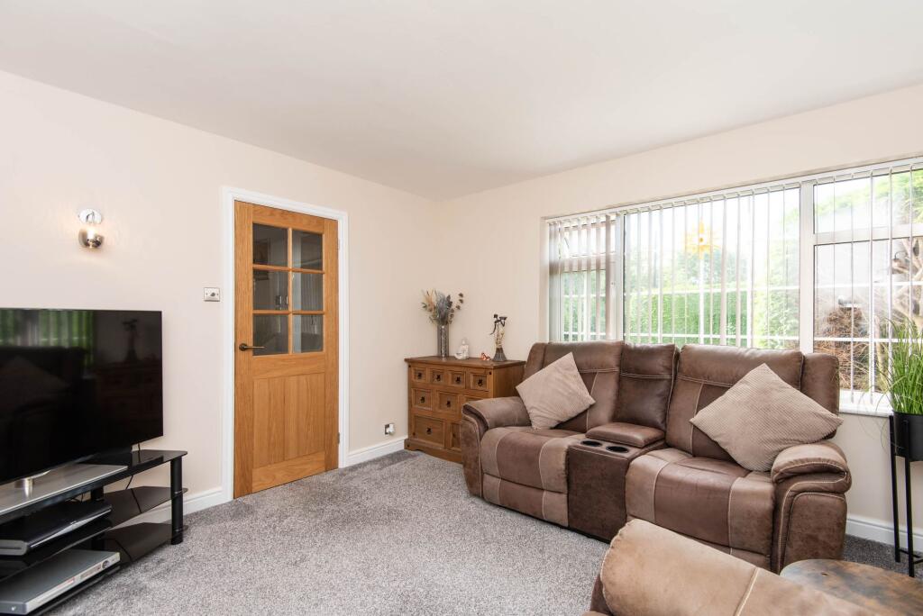 House in Chesterfield, Boythorpe - View 4