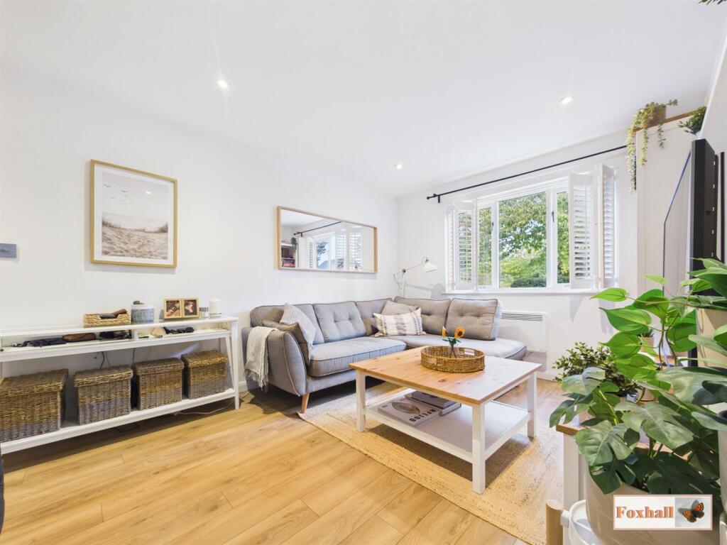 House in East Suffolk, Martlesham Heath, Martlesham - View 3