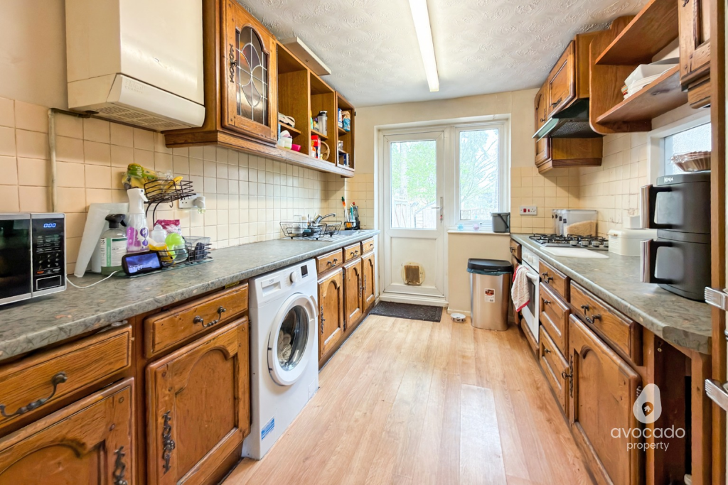 Bucklebury, Bracknell photo 4