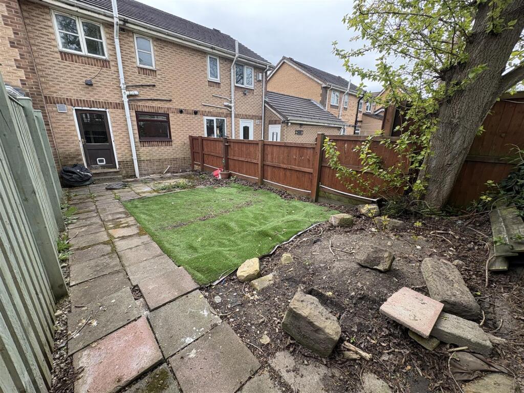 Additional image 9 of Oakenshaw Court, Wyke, Bradford