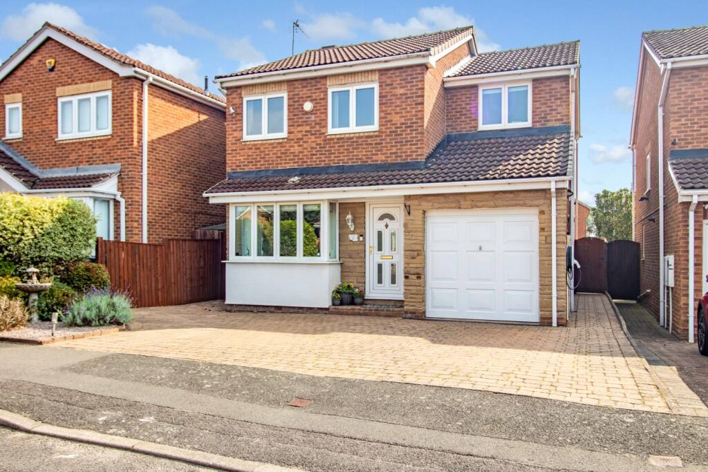 Main image of property: Broadlands, Sandiacre, NOTTINGHAM, NG10 5QE