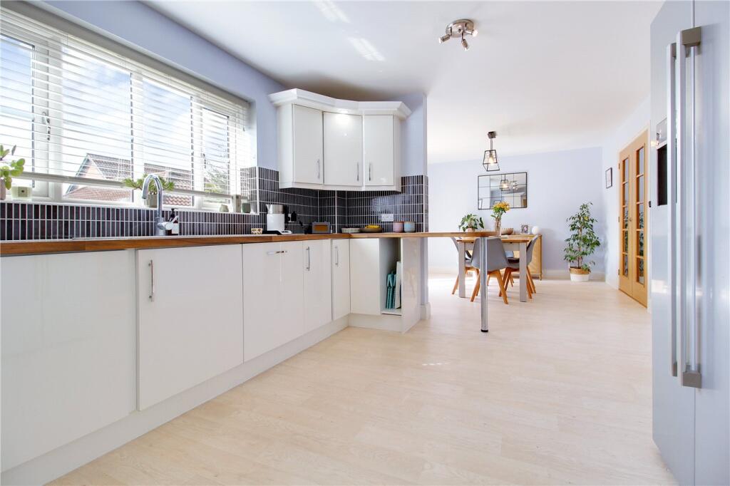 House in South Norfolk, Poringland - View 4